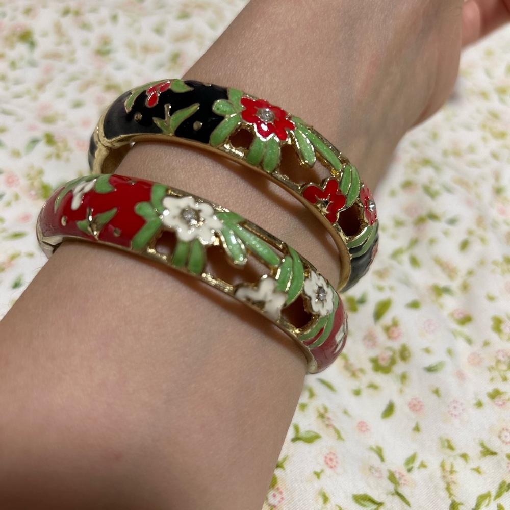 Floral Enamel Bangle Set - Red, Black, Green